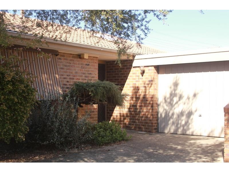 2/72 First Ave, Rosebud VIC 3939