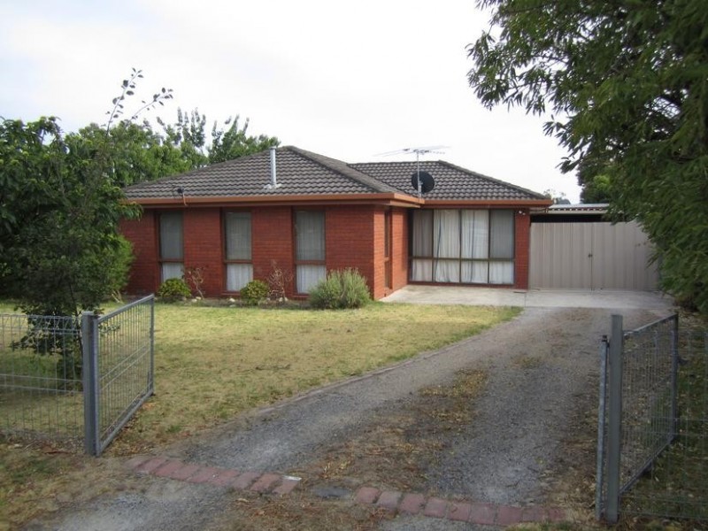 18 Nixon Street, Rosebud VIC 3939