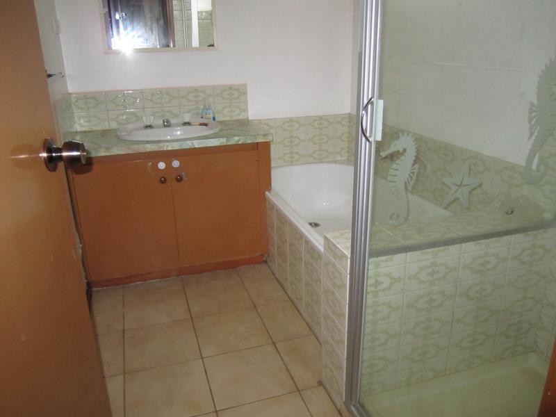 18 Nixon Street, Rosebud VIC 3939