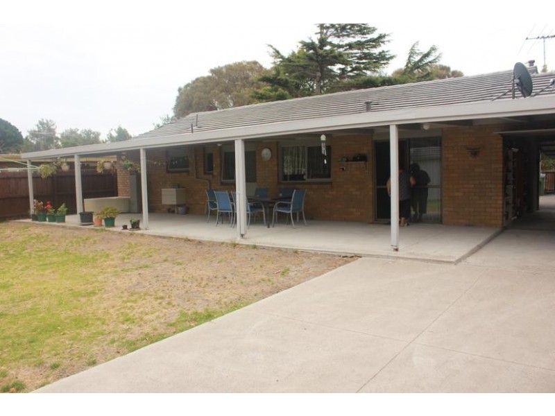 57 Swans Way, Rosebud West VIC 3940