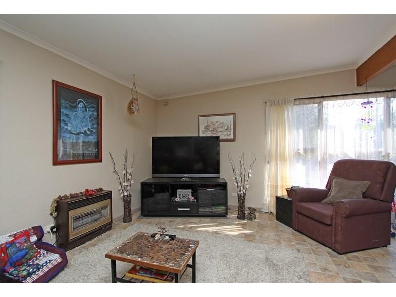 105 Third Avenue, Rosebud VIC 3939