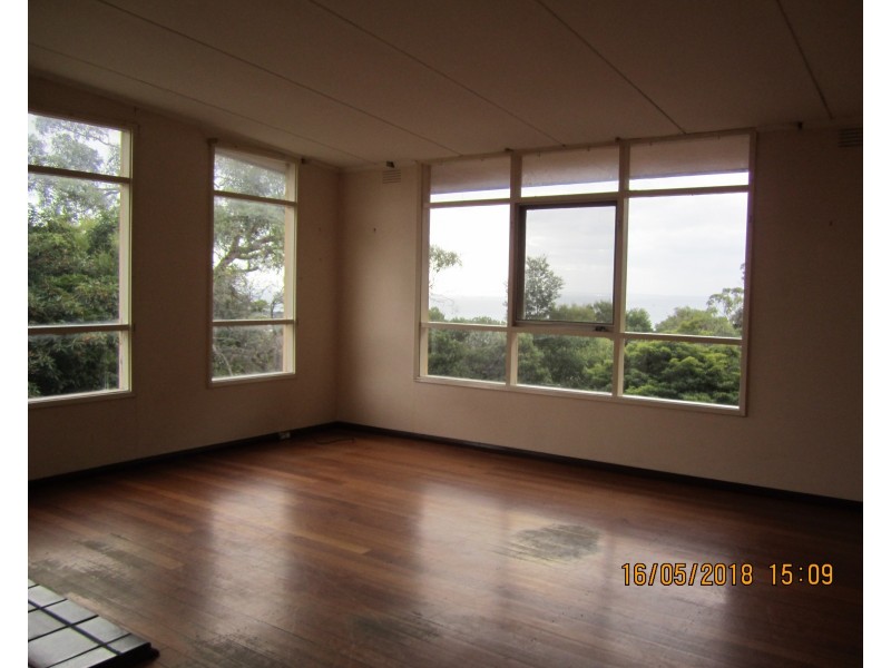 28 Somers Avenue, Mccrae VIC 3938