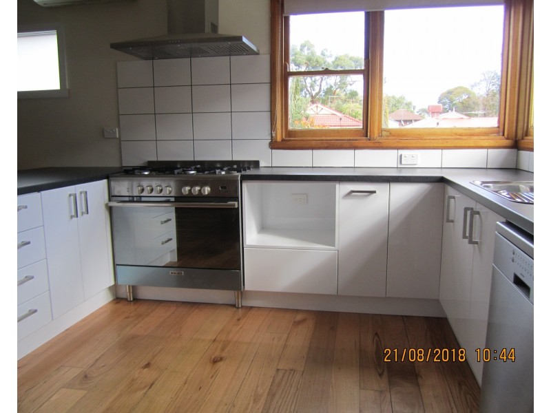 117 Sixth Avenue, Rosebud VIC 3939