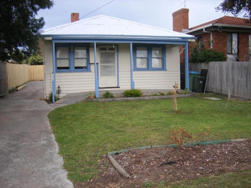 19 Third Avenue, Rosebud VIC 3939