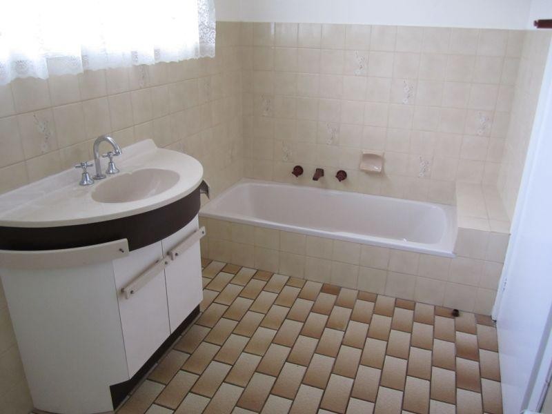 222 Eastbourne Road, Rosebud VIC 3939