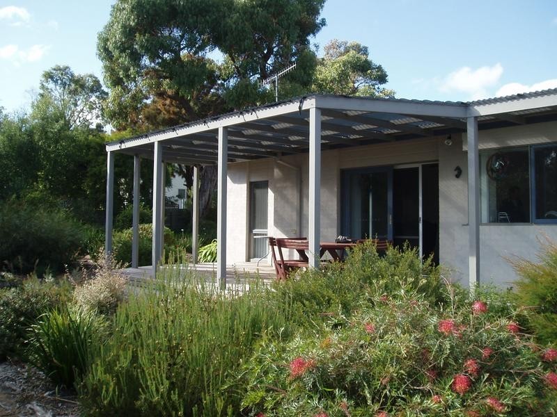 23 Dumossa Avenue, Rosebud VIC 3939