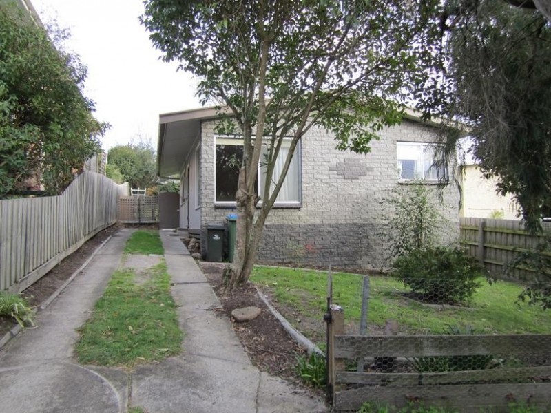 88 Fifth Avenue, Rosebud VIC 3939