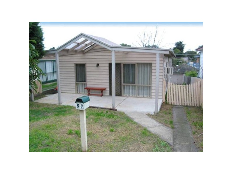 82 Second Avenue, Rosebud VIC 3939