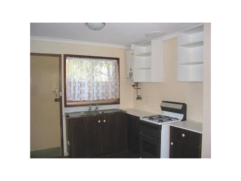 Chatfield Avenue, Rosebud West VIC 3940