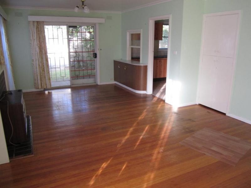 74 First Avenue, Rosebud VIC 3939