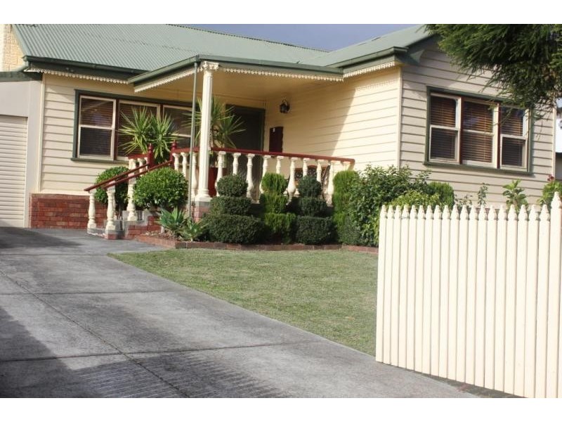 17 Foam Street, Rosebud VIC 3939