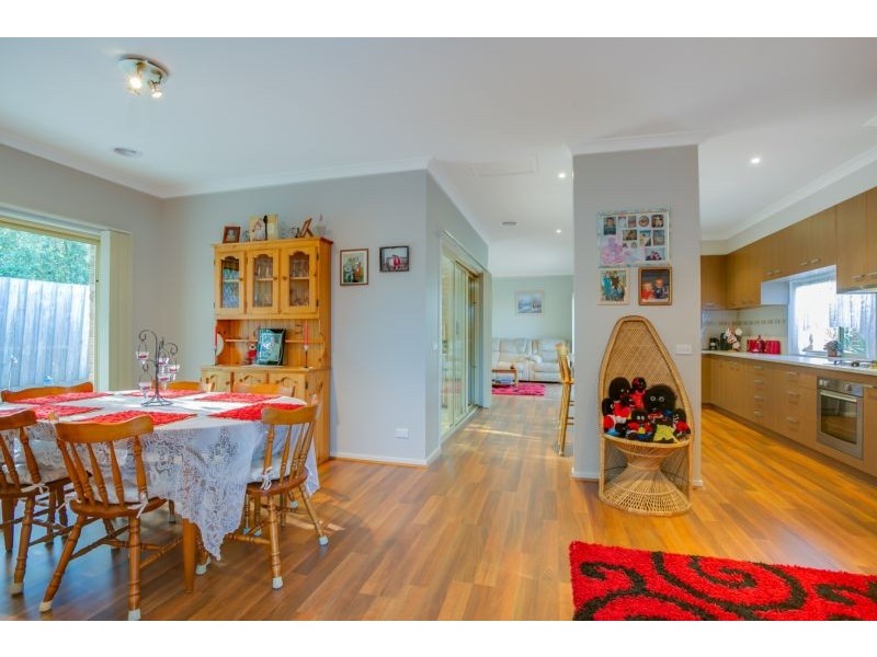 2/8 Dotterel Court, Rosebud VIC 3939