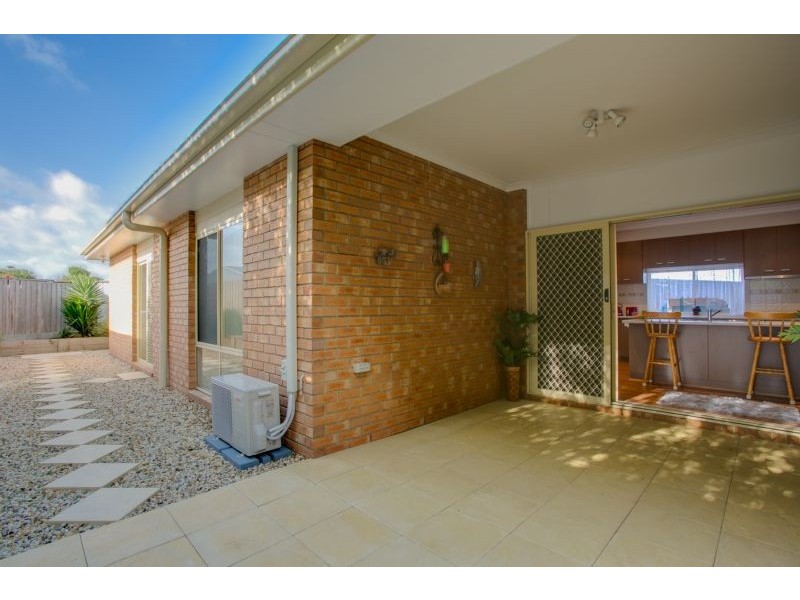 2/8 Dotterel Court, Rosebud VIC 3939