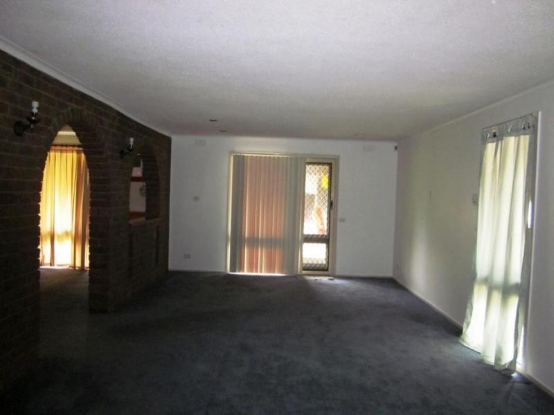 176 ELIZABETH DRIVE, Rosebud VIC 3939