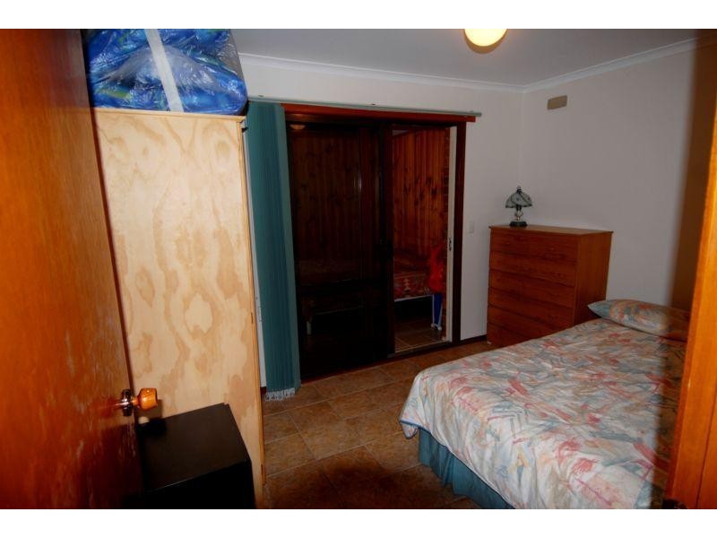 98 Foam Street, Rosebud VIC 3939