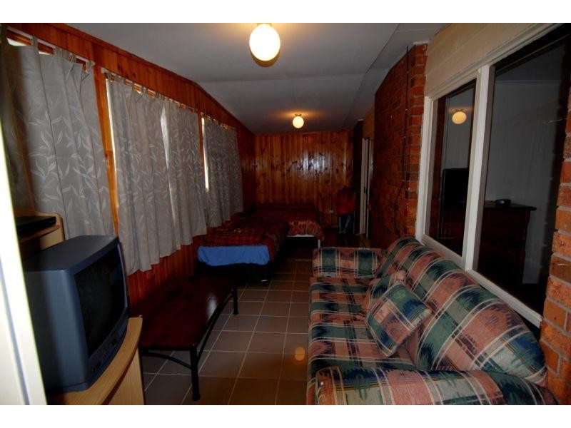 98 Foam Street, Rosebud VIC 3939