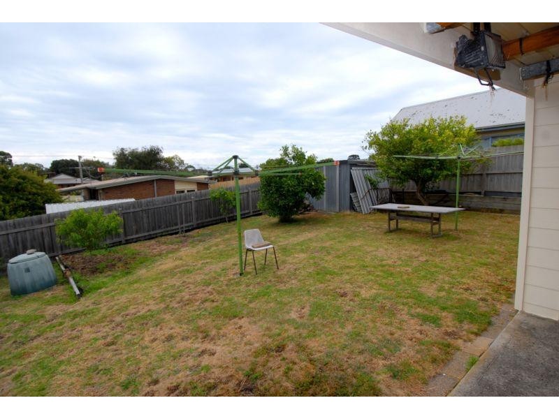 98 Foam Street, Rosebud VIC 3939