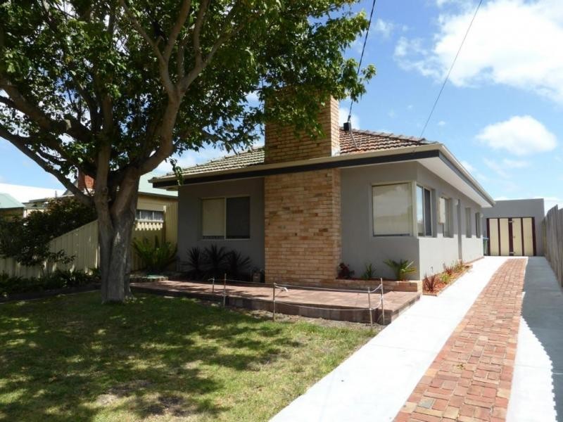 20 Second Avenue, Rosebud VIC 3939