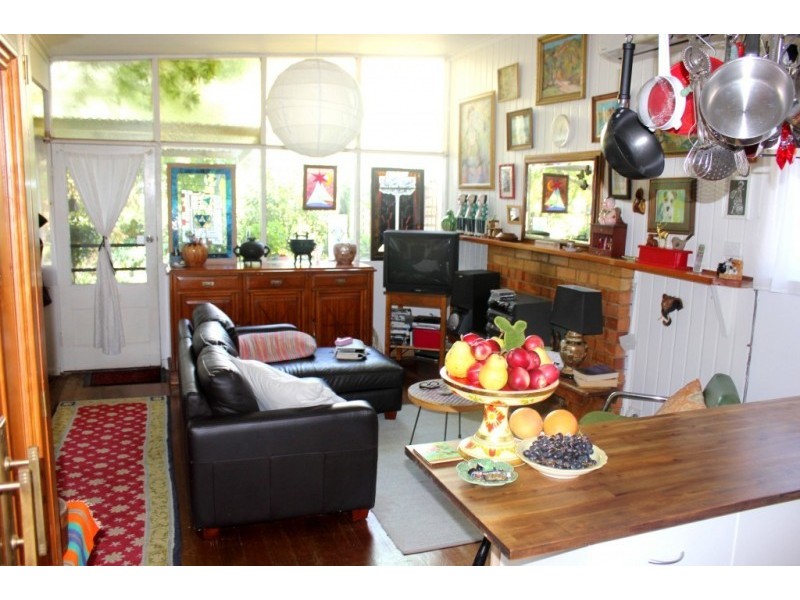 92 Ninth Avenue, Rosebud VIC 3939