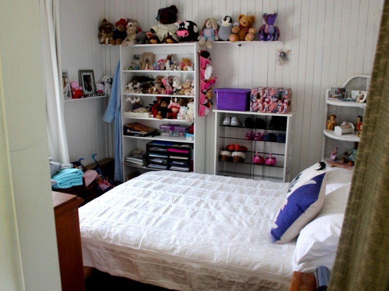 92 Ninth Avenue, Rosebud VIC 3939