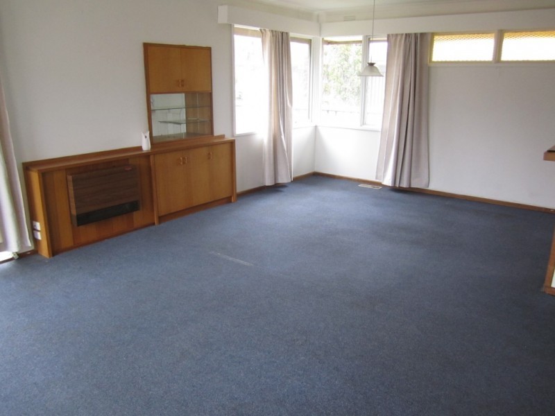 16 Broadway, Rosebud West VIC 3940