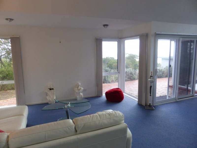 9 Bowen Street, Mccrae VIC 3938