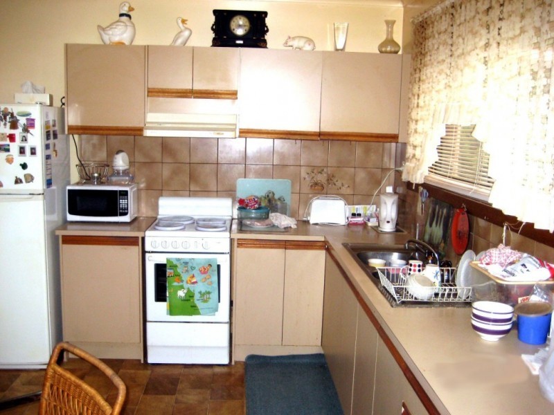 11 Bromley Street, Rosebud VIC 3939