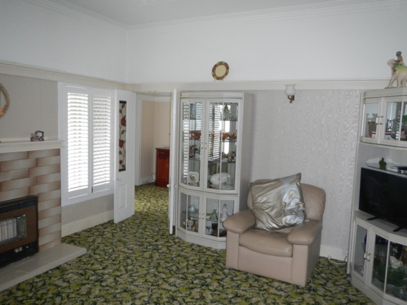 8-10 Foam Street, Rosebud VIC 3939