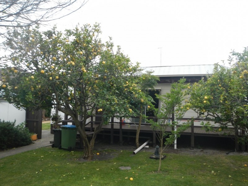 8-10 Foam Street, Rosebud VIC 3939