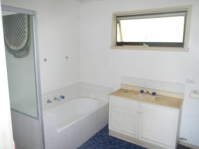 113 Foam Street, Rosebud VIC 3939