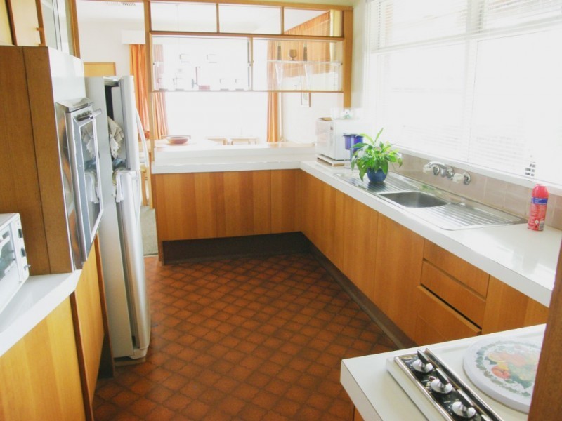 16 Broadway, Rosebud West VIC 3940