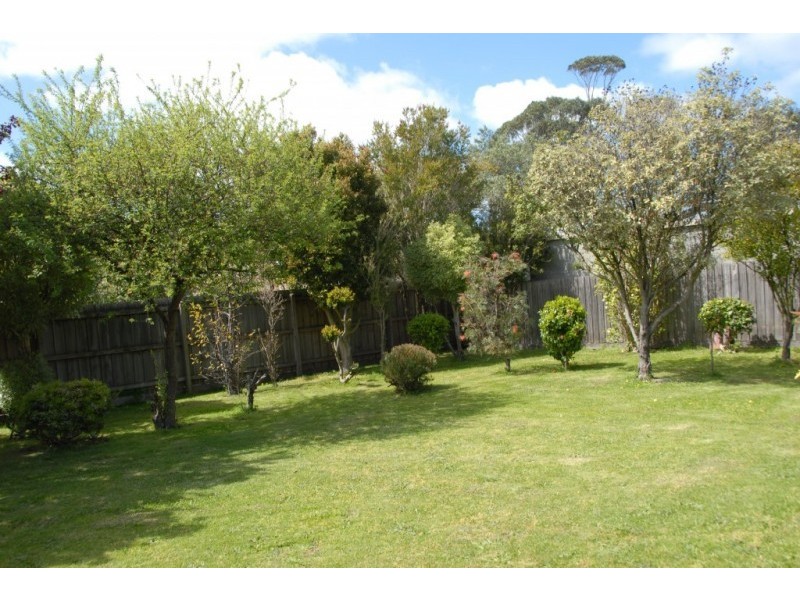 11 Besgrove Street, Rosebud VIC 3939