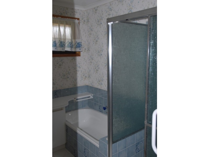 11 Besgrove Street, Rosebud VIC 3939