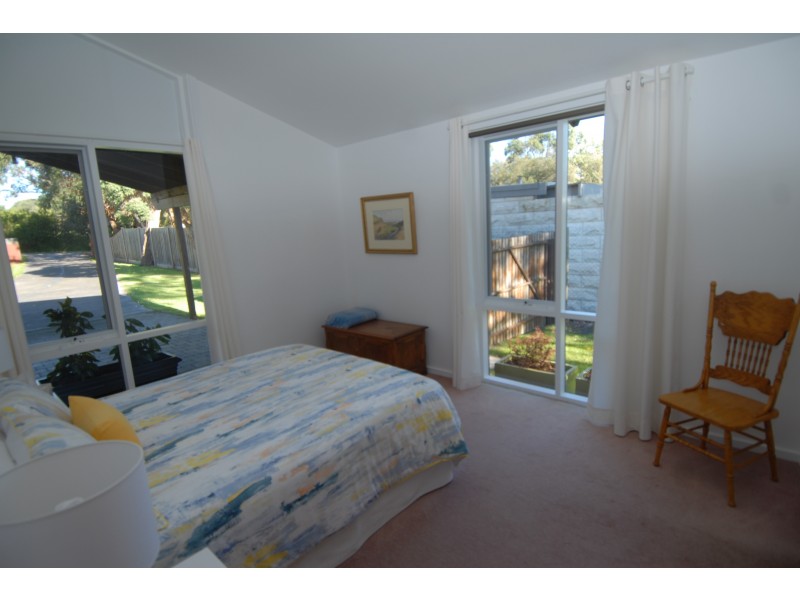 27 Hove Road, Rosebud VIC 3939