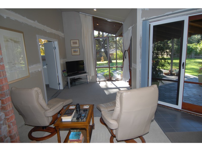 27 Hove Road, Rosebud VIC 3939