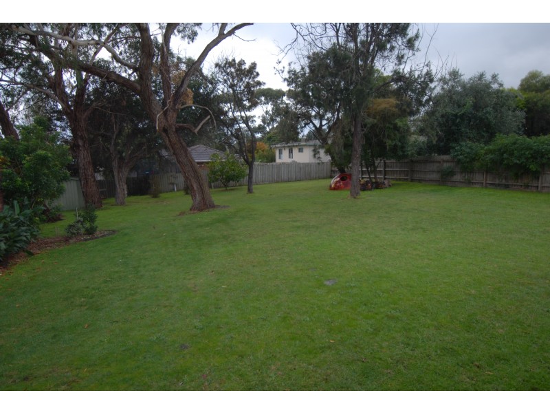 27 Hove Road, Rosebud VIC 3939