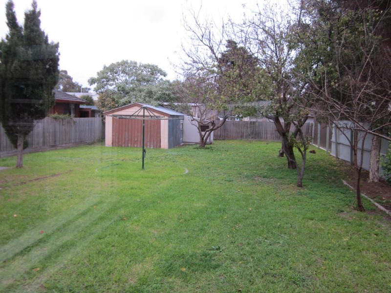 77 South Road, Rosebud VIC 3939