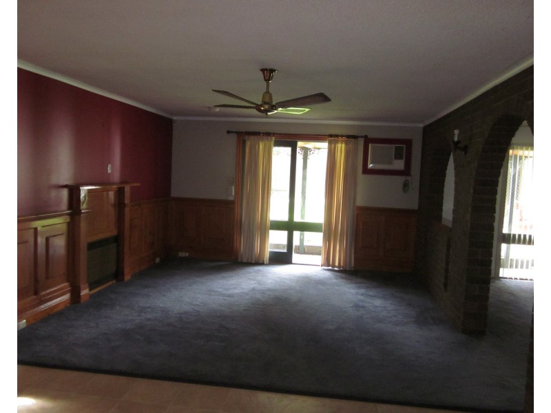 176 Elizabeth Drive, Rosebud VIC 3939