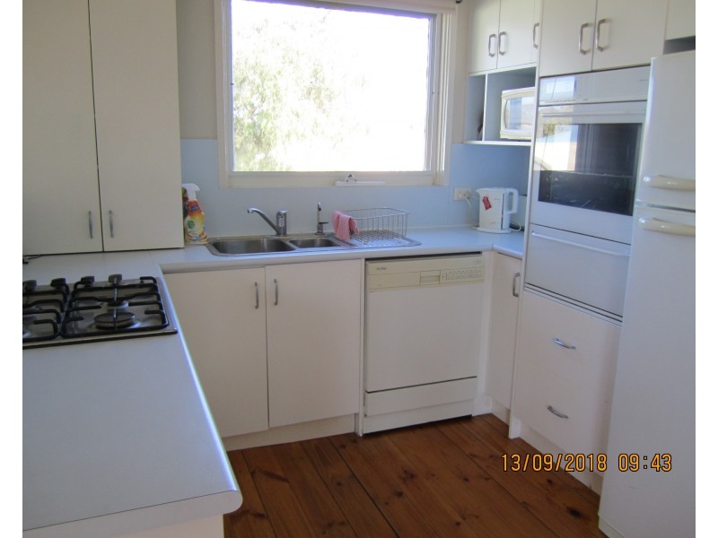 8 Pengana Street, Rosebud VIC 3939