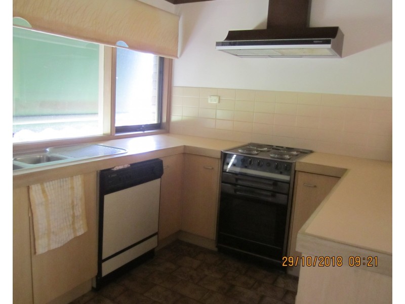 38 Ashenden Square, Rosebud VIC 3939