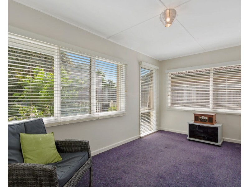 38 Ocean Street, Rosebud VIC 3939