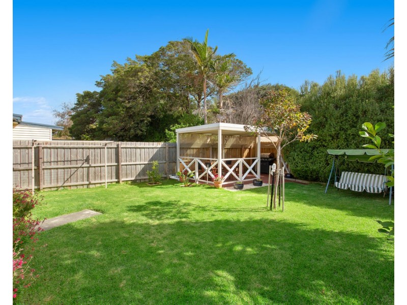 38 Ocean Street, Rosebud VIC 3939