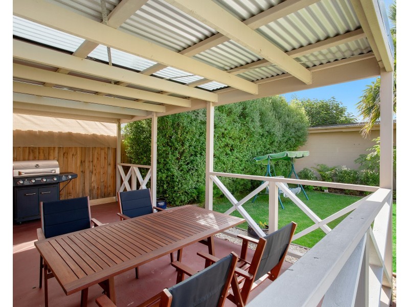 38 Ocean Street, Rosebud VIC 3939