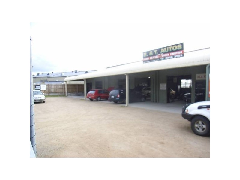 2 Wattle Place, Mccrae VIC 3938