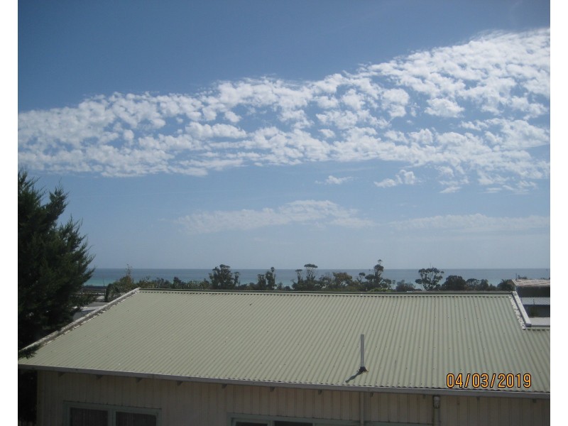 24 Eighth Avenue, Rosebud VIC 3939