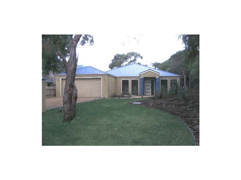 Sherwood Avenue, Rosebud VIC 3939