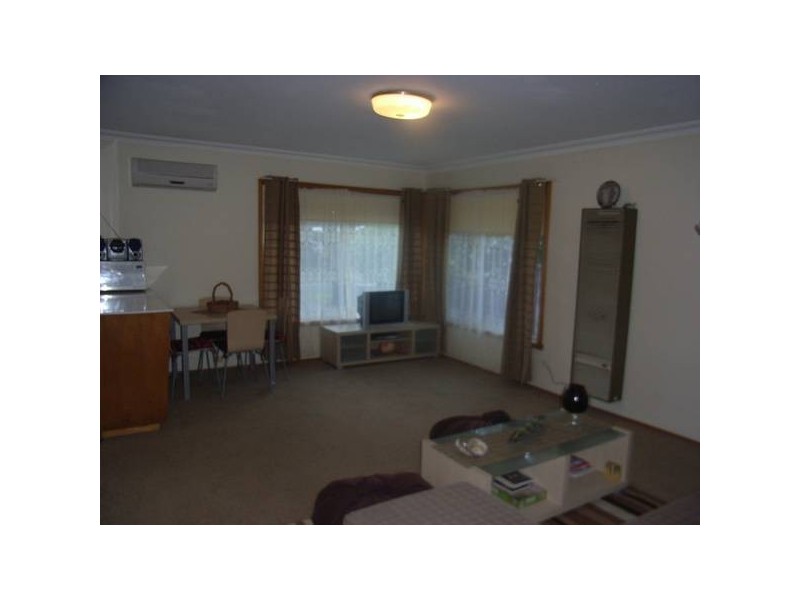 Eighth Avenue, Rosebud VIC 3939