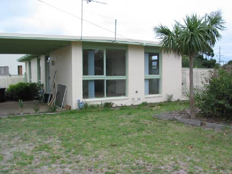 4 Dunsmuir Drive, Rosebud VIC 3939