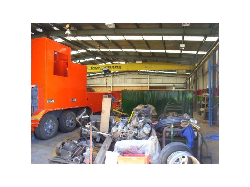 Front Fact/10 Colchester Road, Rosebud VIC 3939