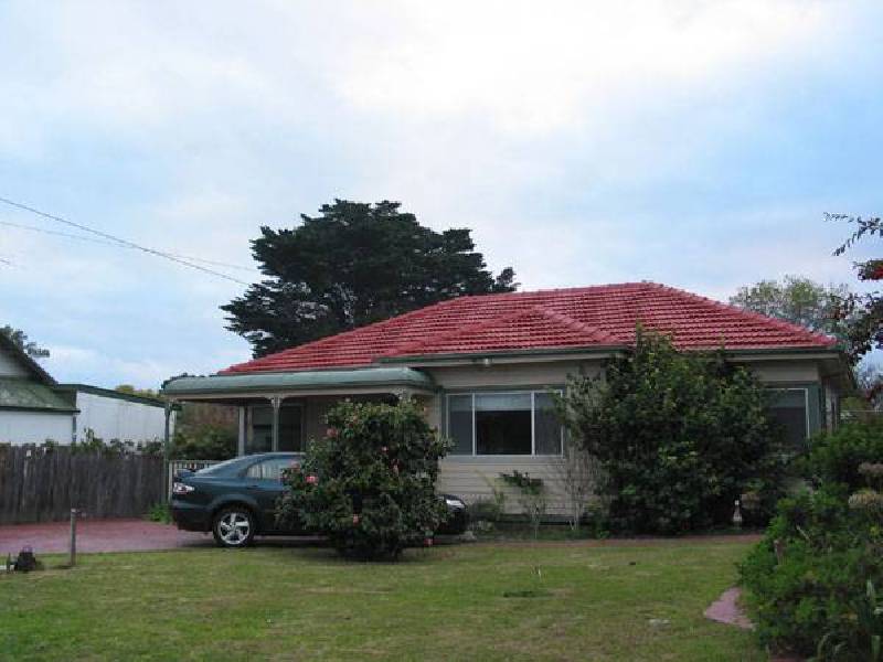 8 Ocean Street, Rosebud VIC 3939